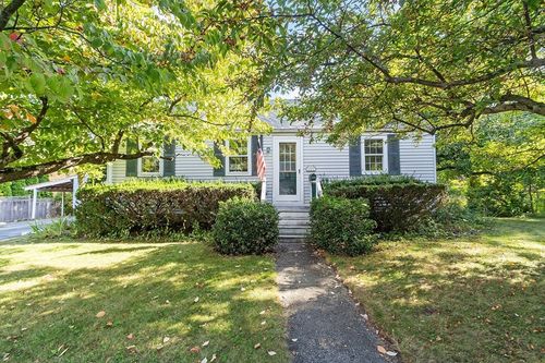 20 Francis Ave, Groveland, MA, 01834-1827 | Card Image