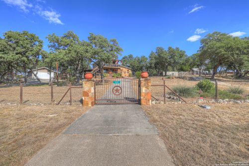 1631 Cattail, Canyon Lake, TX, 78133-2914 | Card Image