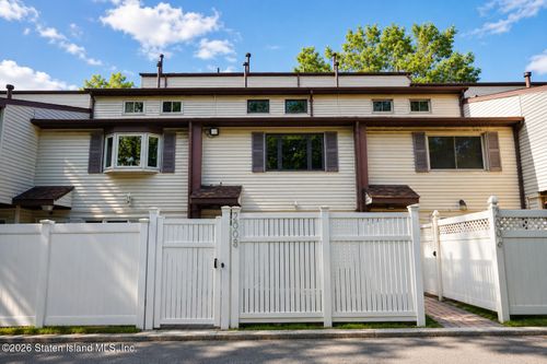 2008 Arthur Kill Road, Staten Island, NY, 10312 | Card Image