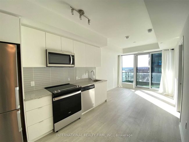 1209E - 8868 Yonge St, Condo with 2 bedrooms, 2 bathrooms and 1 parking in Richmond Hill ON | Image 4