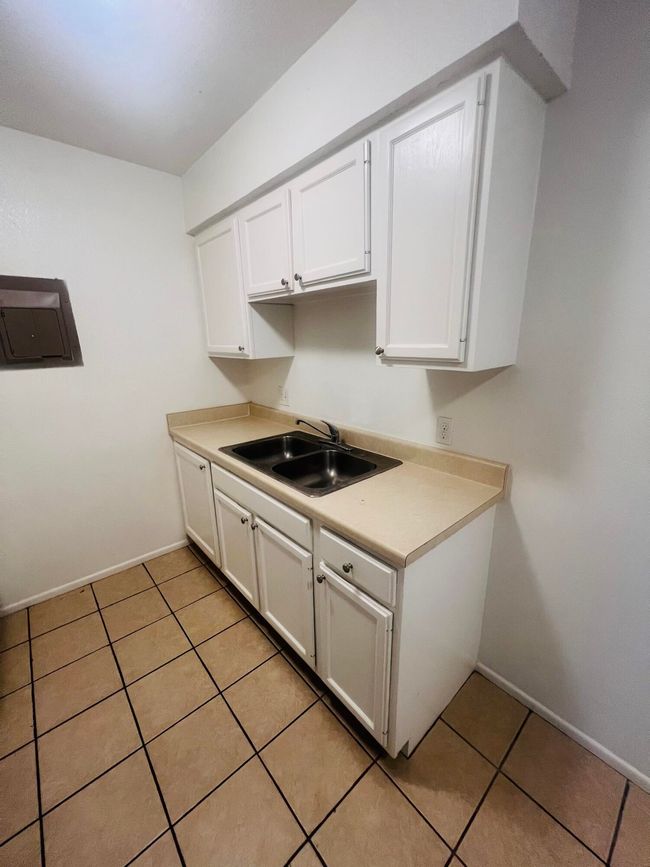 802 Matthew St, Townhouse with 2 bedrooms, 2 bathrooms and null parking in Sundown TX | Image 16
