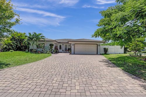 1844 Nw 81st Ave, Coral Springs, FL, 33071-6233 | Card Image