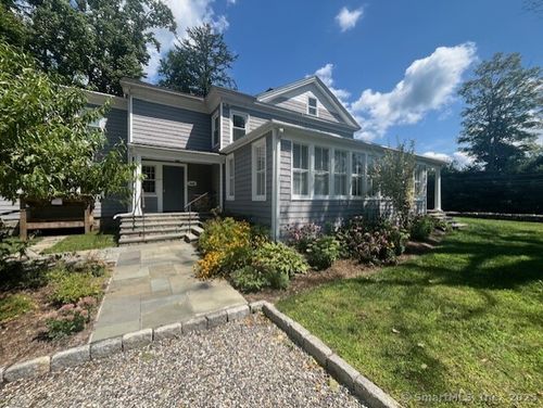 487 Danbury Rd, Wilton, CT, 06897-2134 | Card Image