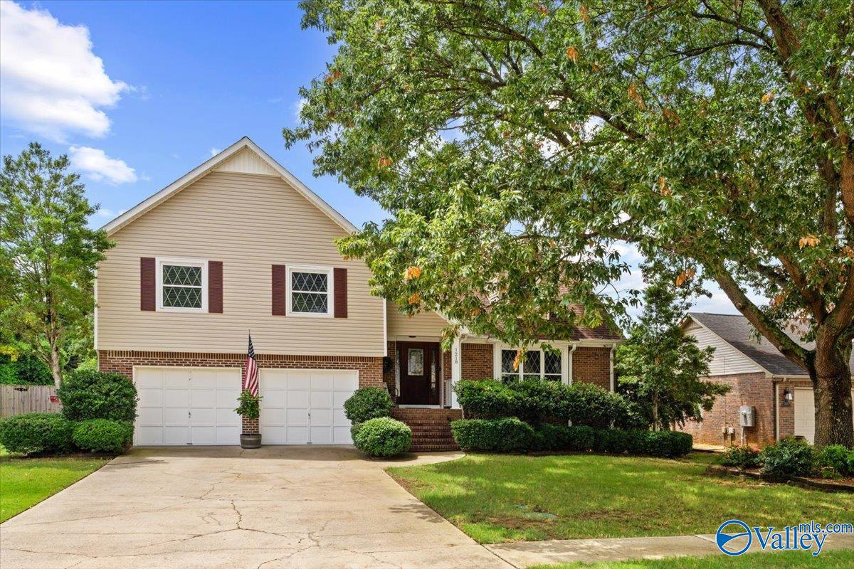 Chesser Dr, Huntsville, AL 35803