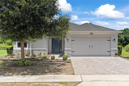 8113 Bridgeport Bay Cir, MOUNT DORA, FL, 32757-8843 | Card Image