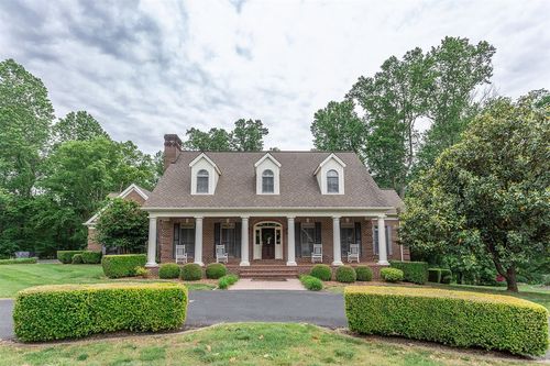 192 Lakeshore Dr, Albany, KY, 42602-6226 | Card Image