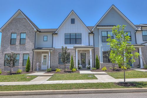 2709 Bramblewood Ln, Thompsons Station, TN, 37179-1533 | Card Image