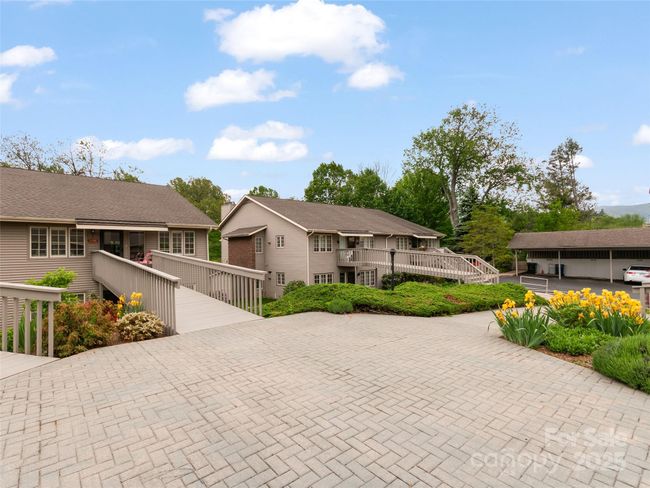 APT-108B - 671 S Haywood St, Condo with 2 bedrooms, 2 bathrooms and null parking in Waynesville NC | Image 31
