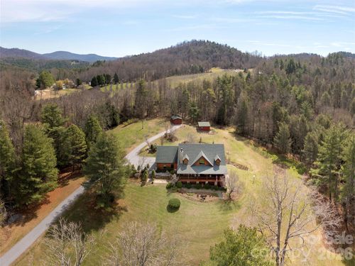 622 Oleta Rd, Hendersonville, NC, 28792-8447 | Card Image