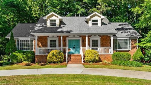 3102 Covewood St, High Point, NC, 27265-2208 | Card Image