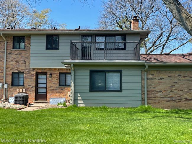 Back Exterior | Image 14