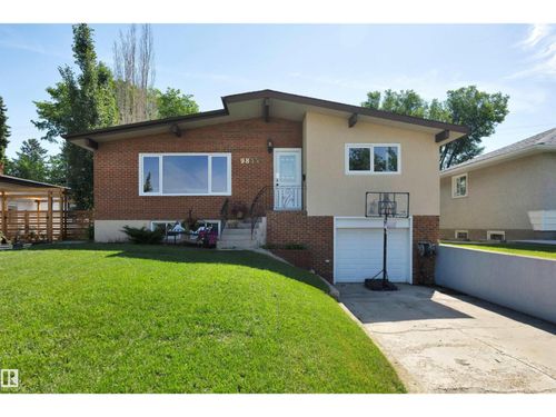 9835 74 St Nw, Edmonton, AB, T6A2X6 | Card Image