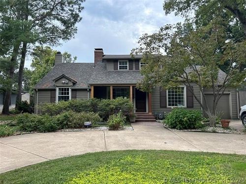 1012 35th Pl, Tulsa, OK, 74105-2554 | Card Image