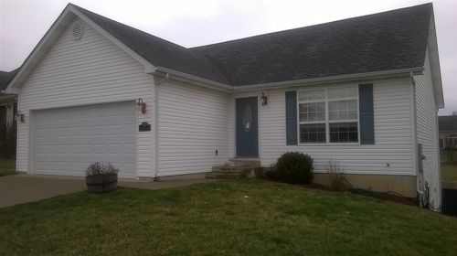 105 Holiday Ct, Elizabethtown, KY, 42701-6490 | Card Image