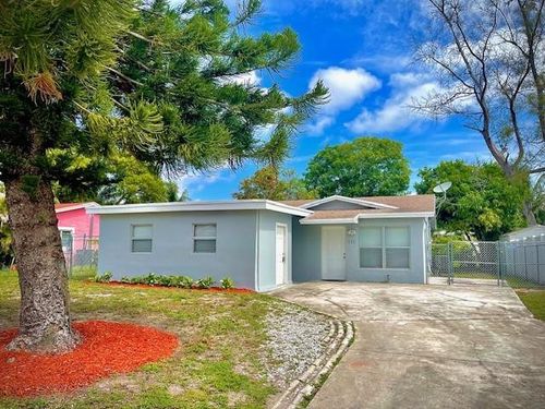121 Nw 7th Ct, Deerfield Beach, FL, 33441-1956 | Card Image