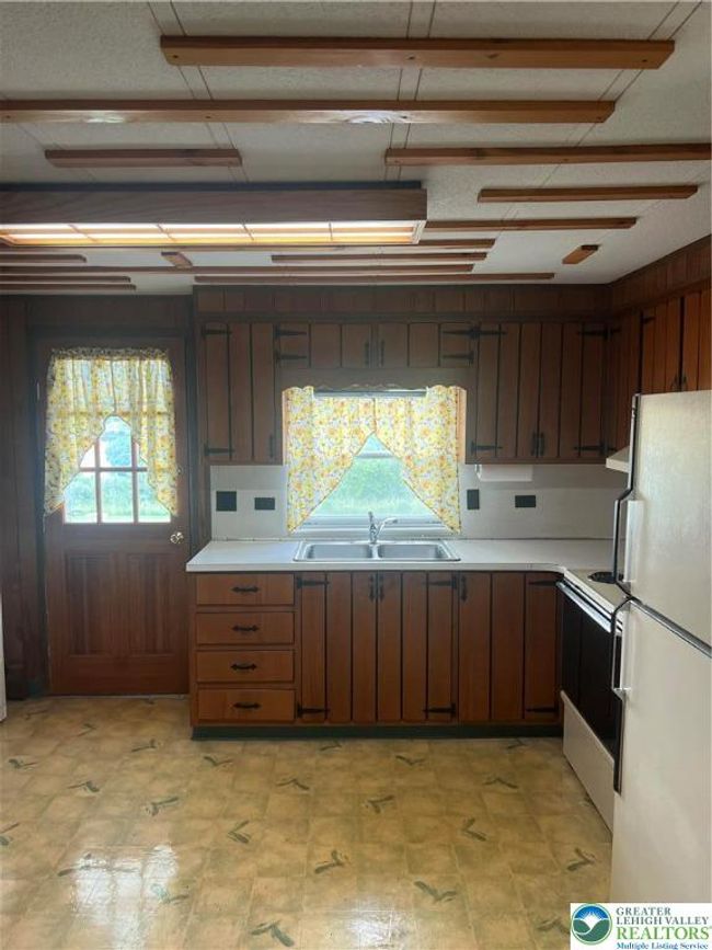1241 Cedarville Rd, House other with 3 bedrooms, 2 bathrooms and null parking in Williams Twp PA | Image 5