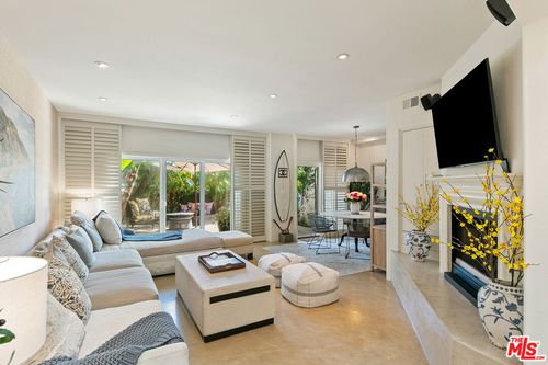 apt-16-6435 Zumirez Dr, Malibu, CA, 90265-4060 | Card Image