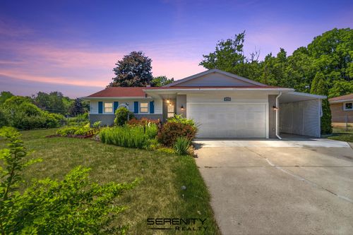 232 Brookside Dr, Flushing, MI, 48433-2602 | Card Image