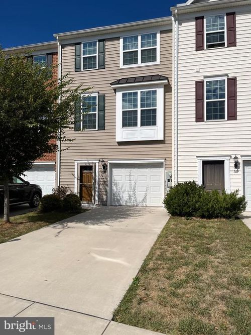 37 Winslow Ct, GETTYSBURG, PA, 17325-5209 | Card Image