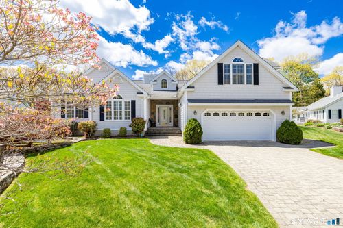 6 Chestnut Cir, Higganum, CT, 06441-4491 | Card Image