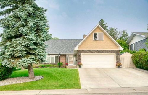 3036 Utah Drive Nw, Home with 4 bedrooms, 2 bathrooms and 5 parking in Calgary AB | Card Image