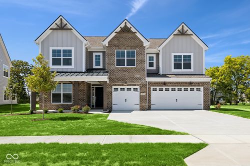 3690 Hayden Valley Dr, Bargersville, IN, 46106 | Card Image