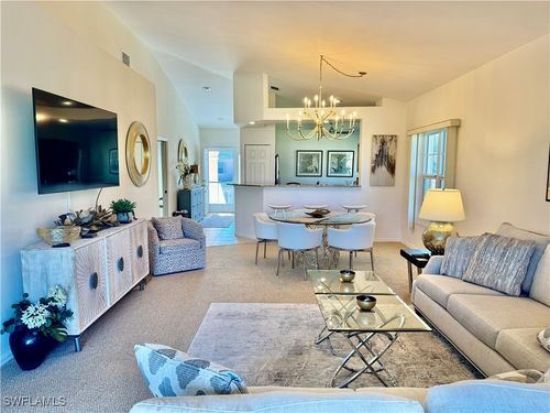 apt-201-437 Wiggins Lake Ct, NAPLES, FL, 34110-6054 | Card Image