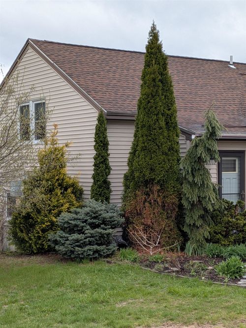 57 Dustin Homestead, Rochester, NH, 03867 | Card Image