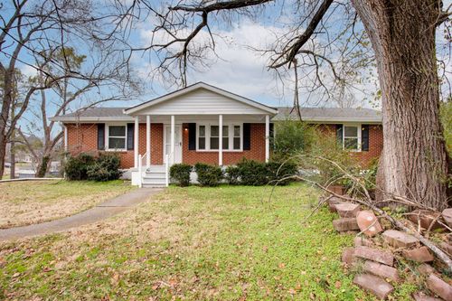 106 Shady Dr, Columbia, TN, 38401-2031 | Card Image