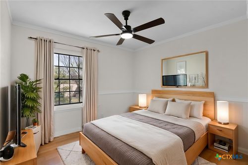 apt-240-7801 Shoal Creek Blvd, Austin, TX, 78757-1029 | Card Image