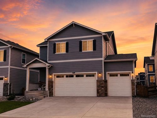 204 Coyote St, Bennett, CO, 80102-8768 | Card Image