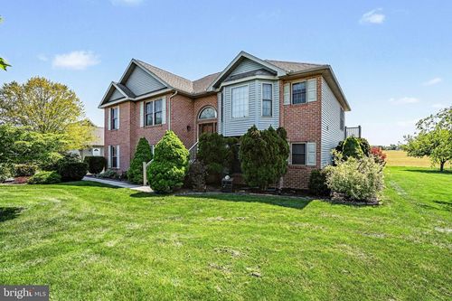 578 Starr Ave, CHAMBERSBURG, PA, 17202-9669 | Card Image