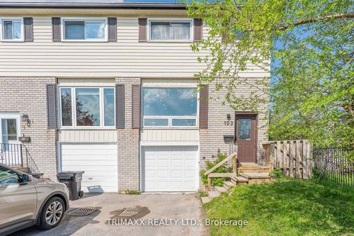 103 Robin Crt, Barrie, ON, L4M5L9 | Card Image
