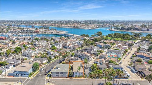 5711 E 2nd St, Long Beach, CA, 90803-5049 | Card Image
