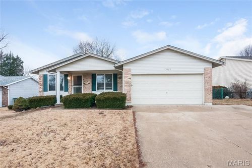 15623 92nd Ave, Florissant, MO, 63034-2152 | Card Image