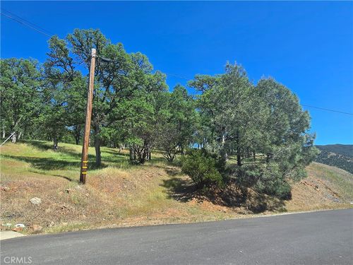 3128 Wolf Creek Rd, Clearlake Oaks, CA, 95423-9018 | Card Image