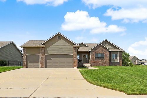 13401 E Bellechase St, Wichita, KS, 67230-7843 | Card Image