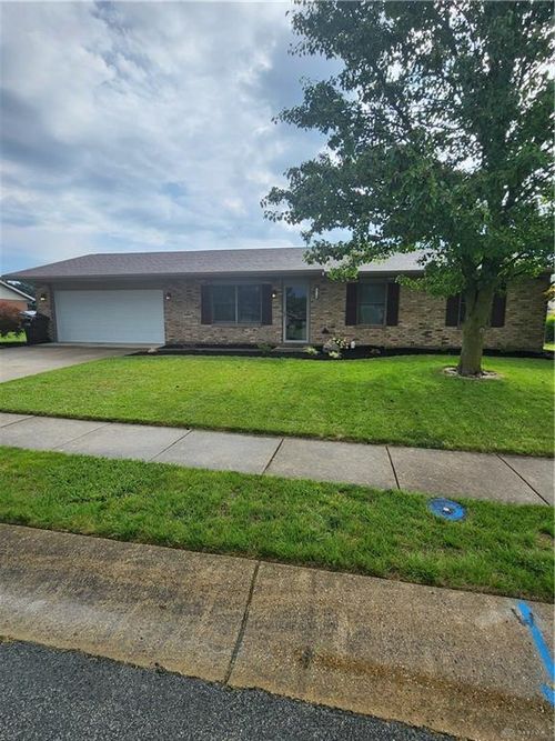 1664 Redbud Ln, Eaton, OH, 45320-1292 | Card Image