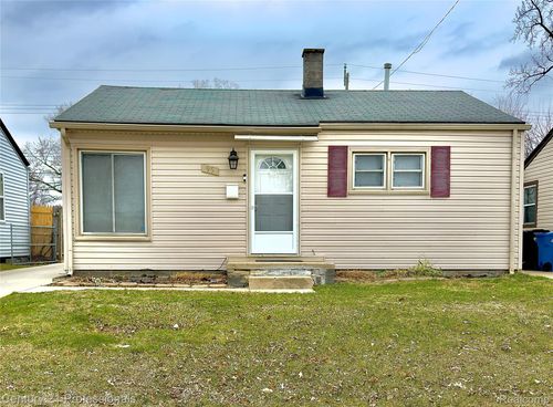 95 E Dallas Ave, Madison Heights, MI, 48071-4005 | Card Image