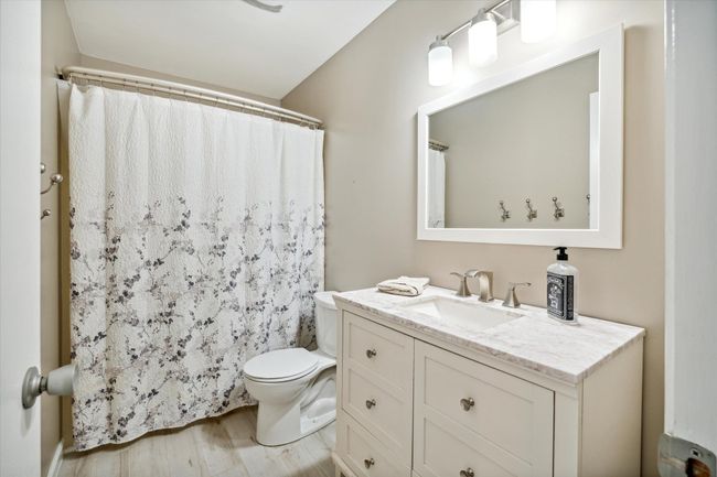 full bathroom | Image 20