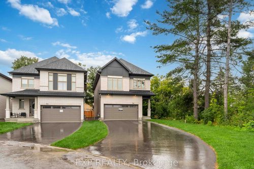 748 Ovation Grove, Gloucester, ON, K1T0X6 | Card Image