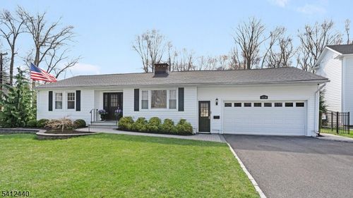 118 Lincoln Ave, Florham Park, NJ, 07932-2570 | Card Image