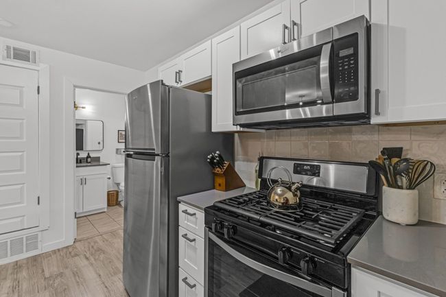Kitchen | Image 16