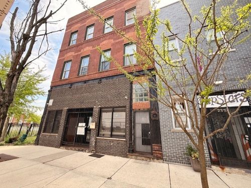 3f-2335 W Lake St, Chicago, IL, 60612-2390 | Card Image