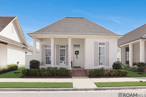 4925 Crestfield Way, Gonzales, LA, 70737-8263 | Card Image