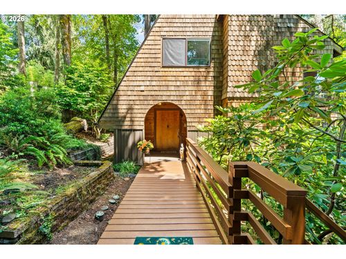 3809 Monroe St, Eugene, OR, 97405 | Card Image