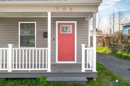 706 Rome St, Petersburg, VA, 23803-4142 | Card Image