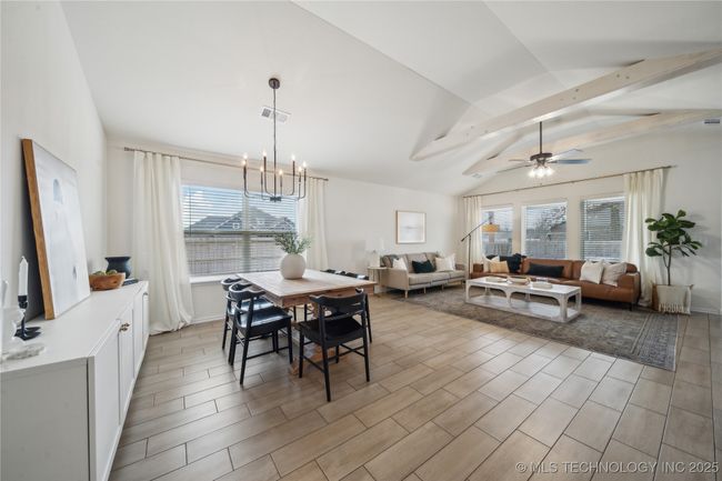 6198 S 320 Th East Ave, House other with 4 bedrooms, 2 bathrooms and null parking in Broken Arrow OK | Image 6