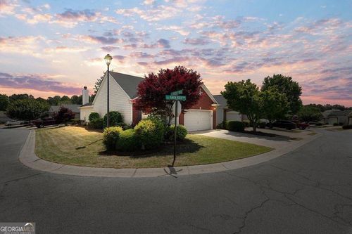 1411 Raven Rock Trl Nw, Kennesaw, GA, 30152-7696 | Card Image