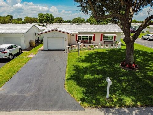 8552 N Campanelli Blvd, Plantation, FL, 33322-5520 | Card Image